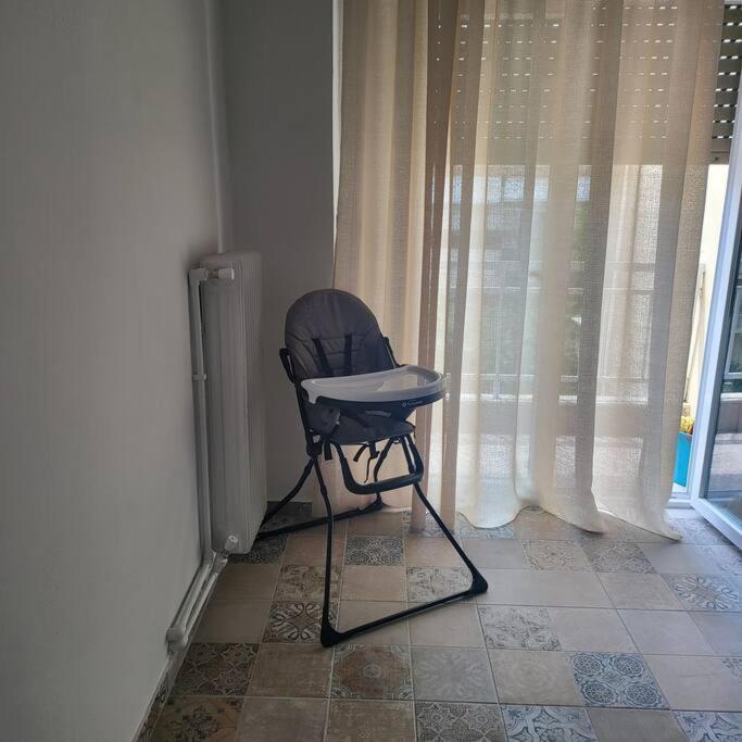 Μοντέρνο Διαμέρισμα Στη Βέροια Bagian luar foto